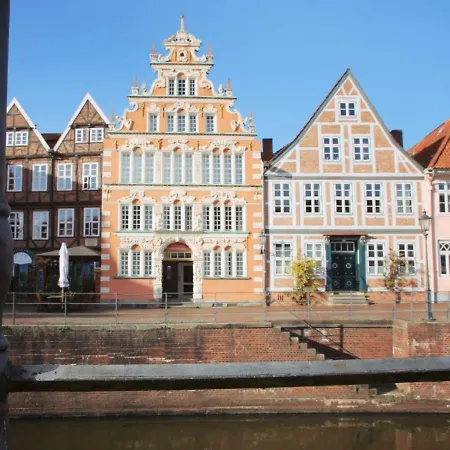 Moderne 2-Zimmer Wohnung! Wlan Und Netflix Inklusive! Zentral Gelegen In Der Historischen Altstadt! Stade Eksteriør billede