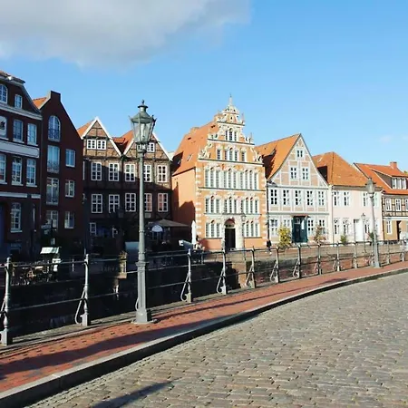 Moderne 2-Zimmer Wohnung! Wlan Und Netflix Inklusive! Zentral Gelegen In Der Historischen Altstadt! Stade Eksteriør billede