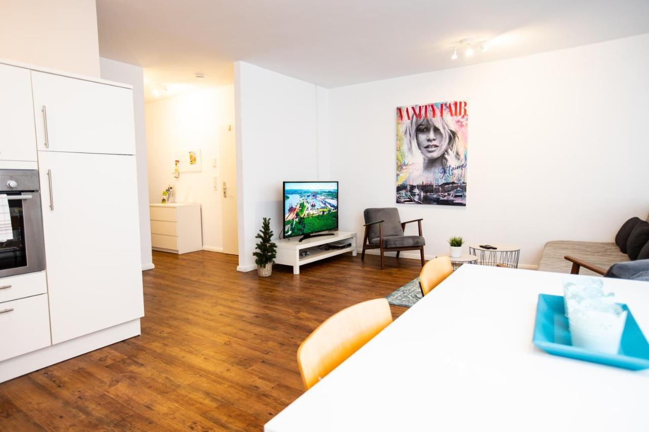 Moderne 2-zimmer Wohnung! Wlan Und Netflix Inklusive! Zentral Gelegen In Der Historischen Altstadt! Stade
