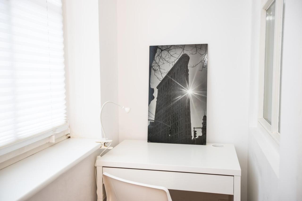 Апартаменты Moderne 2-zimmer Wohnung! Wlan Und Netflix Inklusive! Zentral Gelegen In Der Historischen Altstadt! Штаде